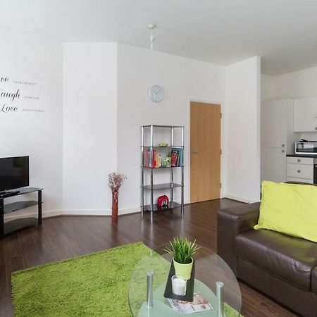 J Quarter - Sleeps 5 Long Term & Families Comfortably, 4 Beds, 2 Bathrooms Birmingham Exterior foto