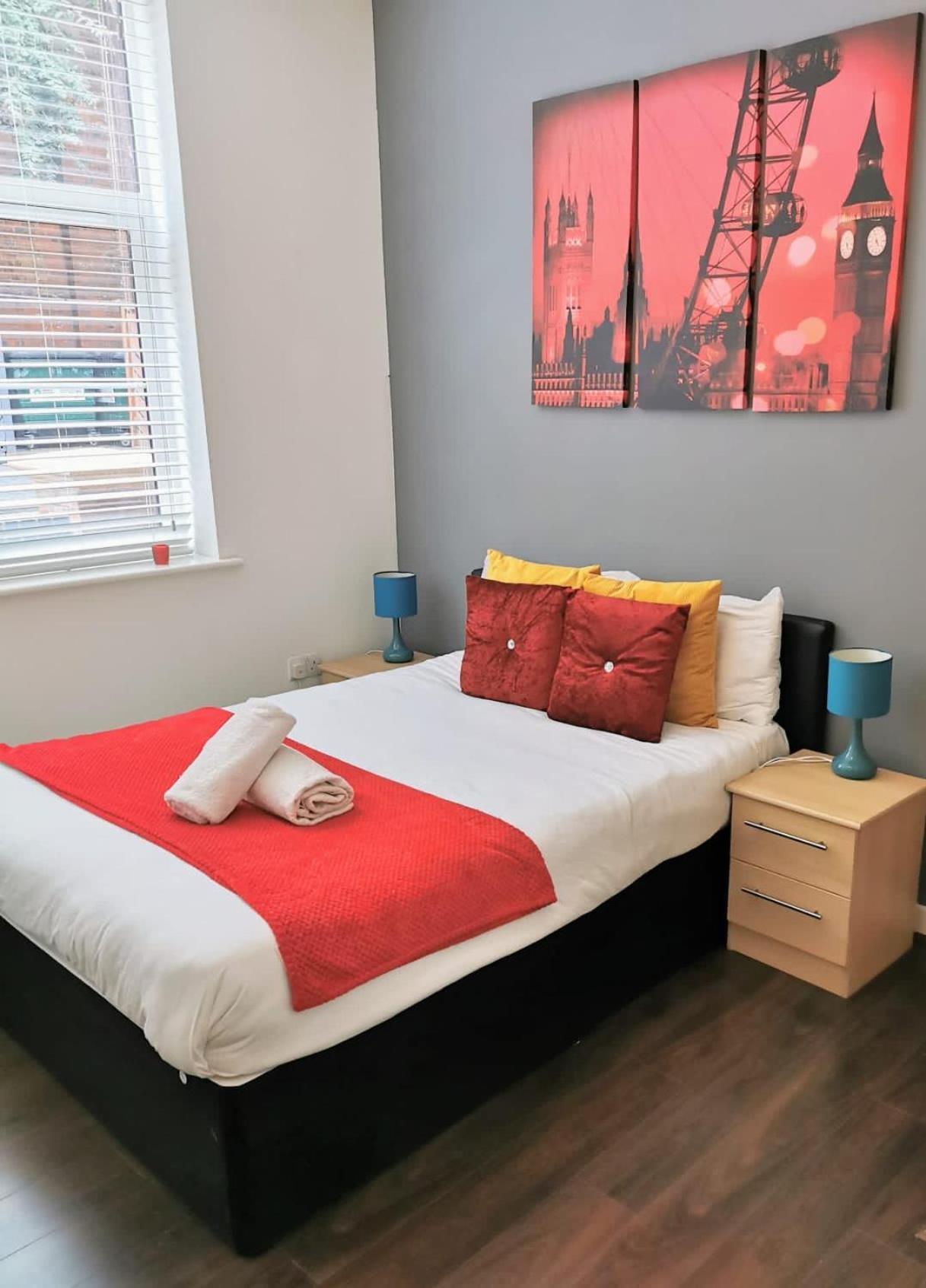 J Quarter - Sleeps 5 Long Term & Families Comfortably, 4 Beds, 2 Bathrooms Birmingham Exterior foto